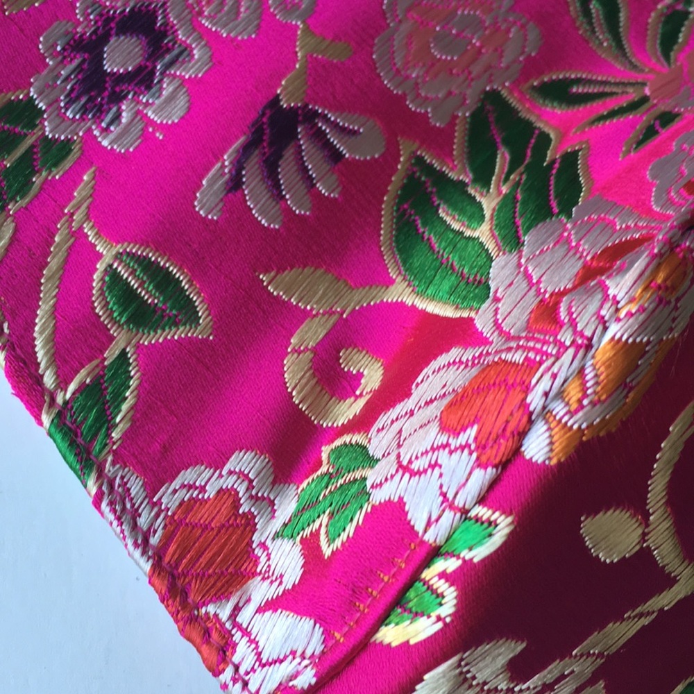 NWT Free People Pink 100% Silk Floral Face Mask - Picture 4 of 4